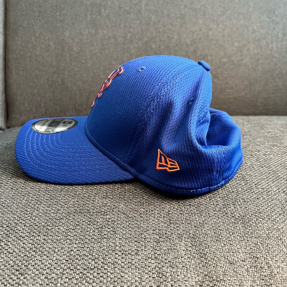 New Era York Mets Royal 2019 Clubhouse Collection 39THIRTY Flex Hat - Picture 4 of 5